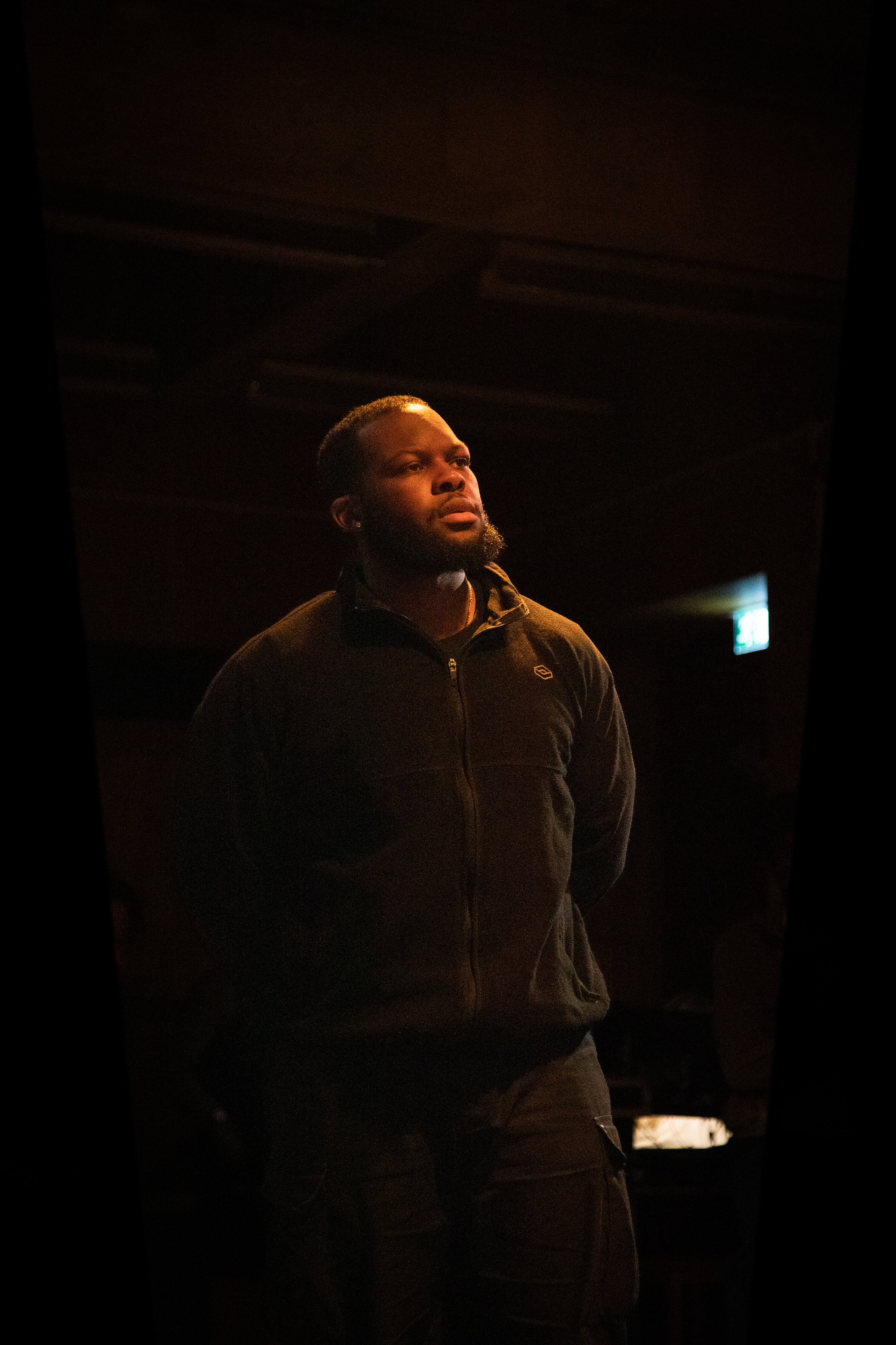 Still 32
